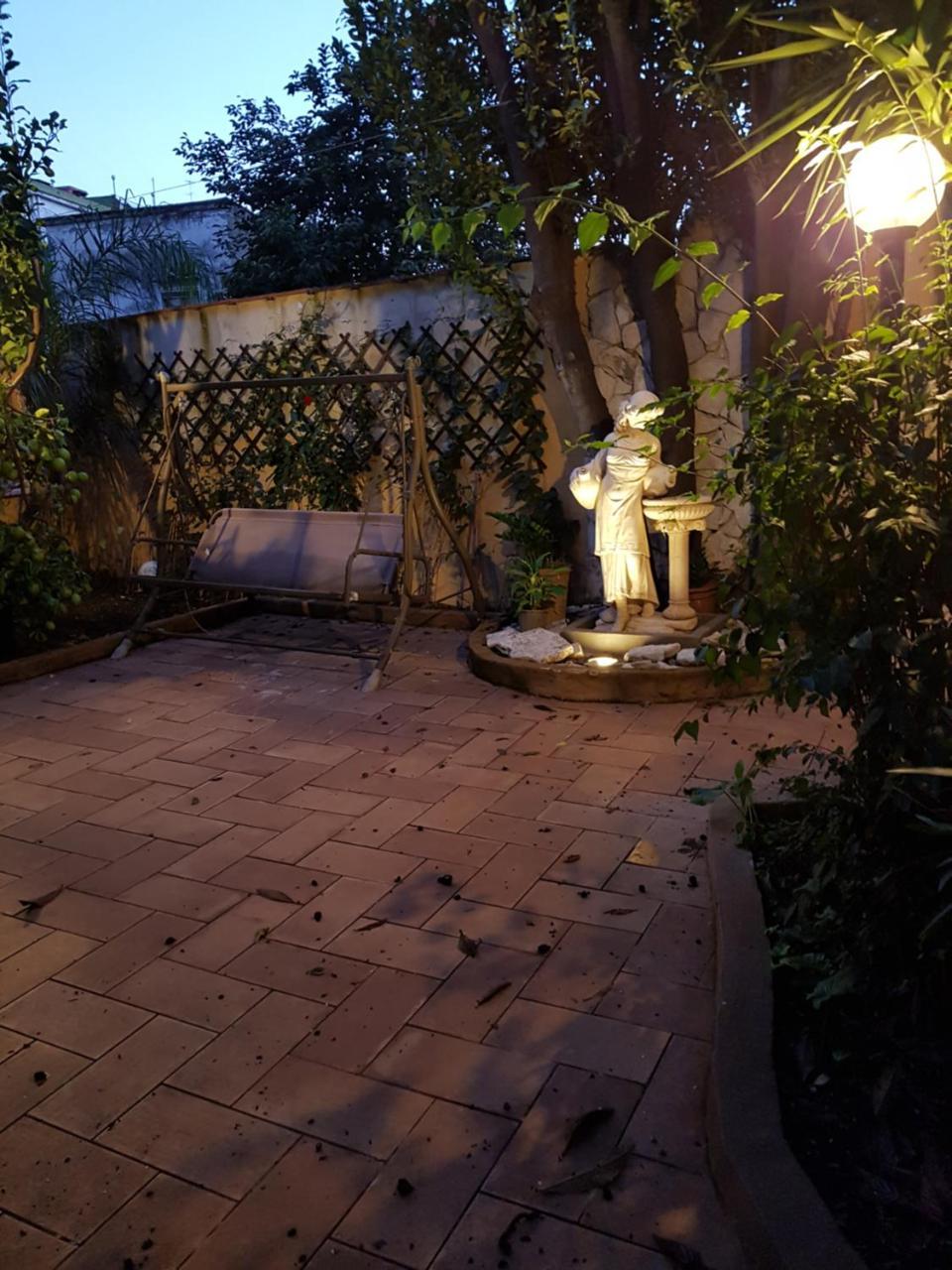 Il Giardino Di Daphne Acomodação com café da manhã Nápoles Exterior foto